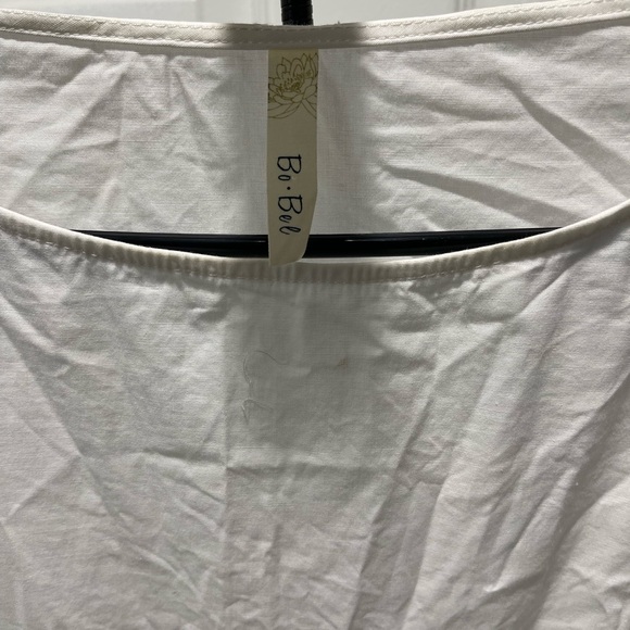 🛑 Xhilaration White Sleeveless Lace Crochet-Front Hi-Lo Tank Top - Picture 7 of 8